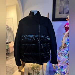 Carbon38 Black Color block Puffer Jacket – NWT – Size S